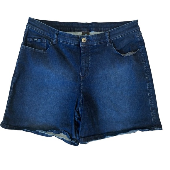 KUHL Plus Size High Rise Denim Stretch Short Women's Size 14 - Picture 1 of 11